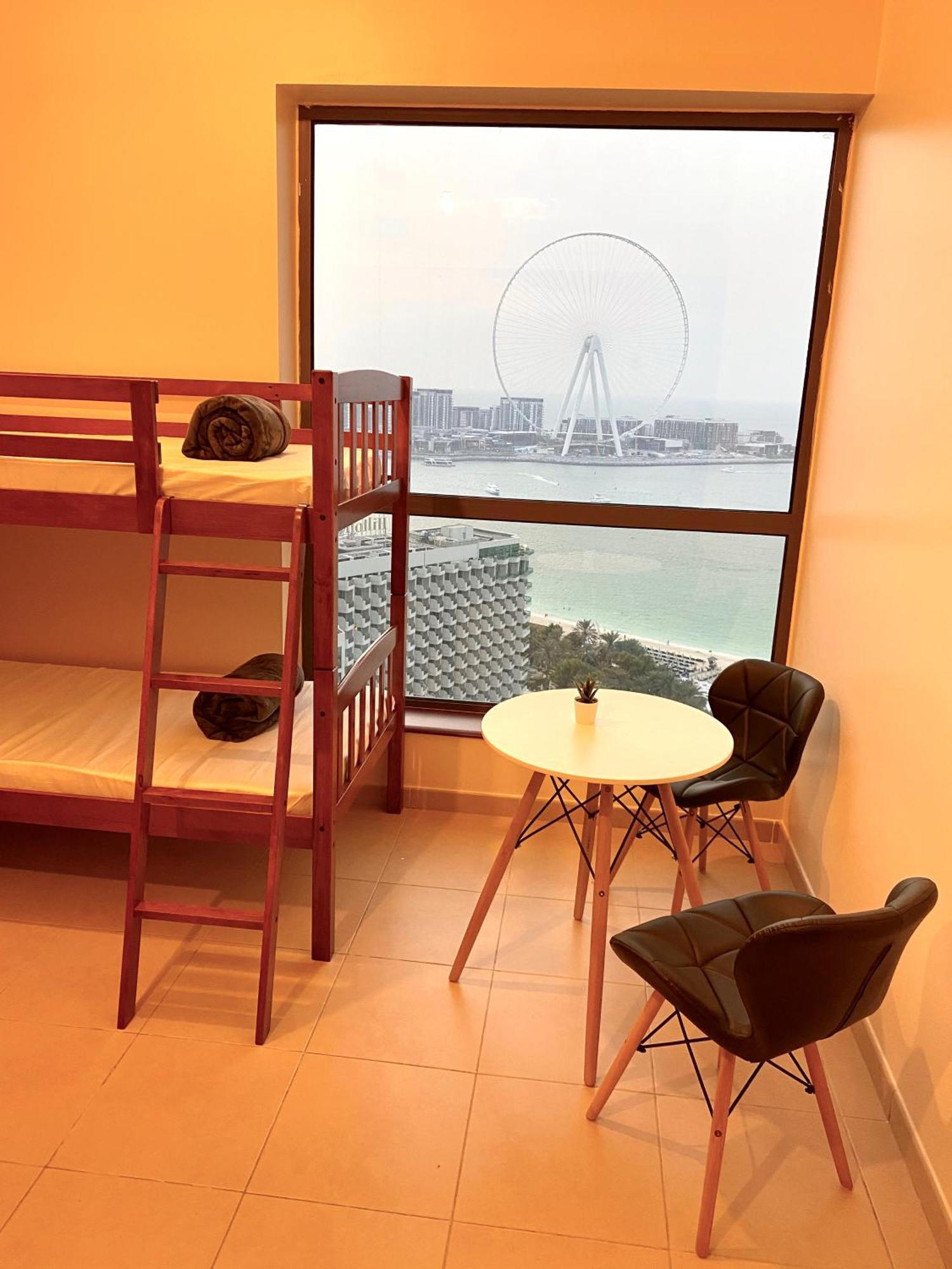 Bohemian Backpackers Hostel ดูไบ ภายนอก รูปภาพ
